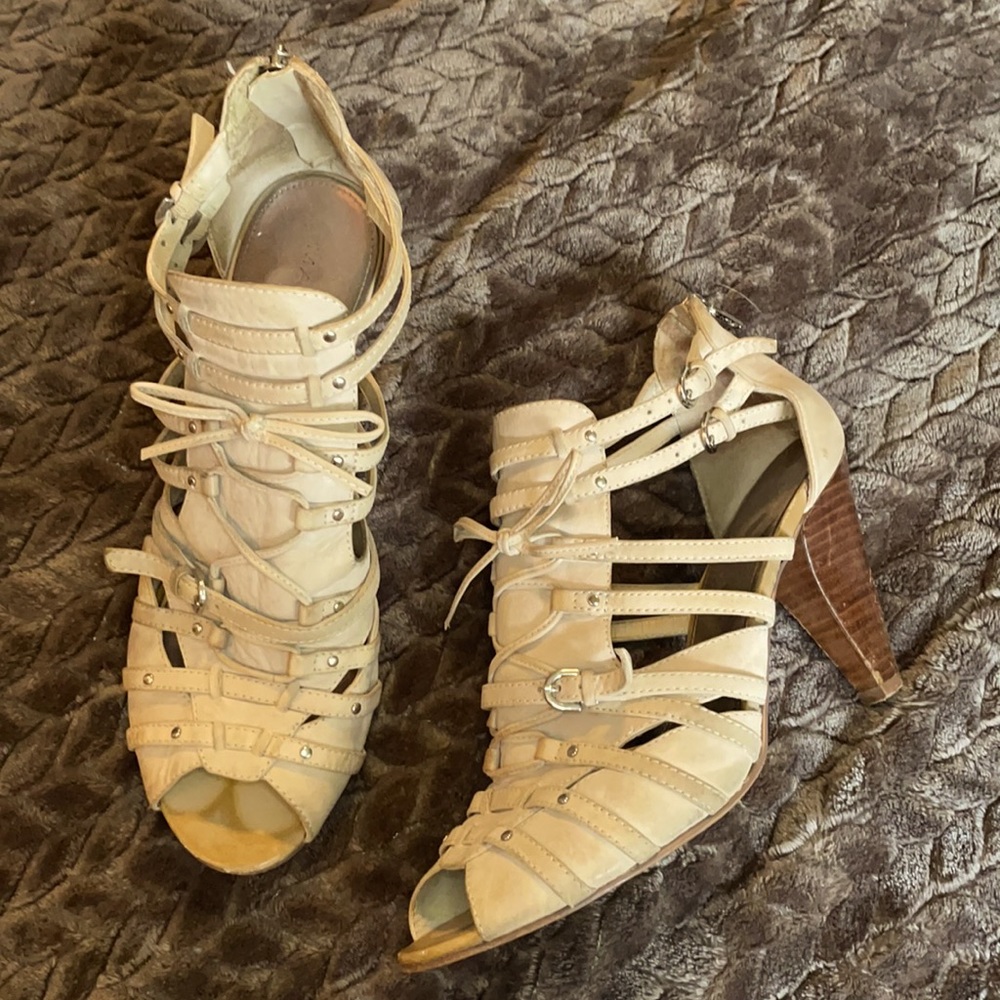 Marc Fisher Zip up heels